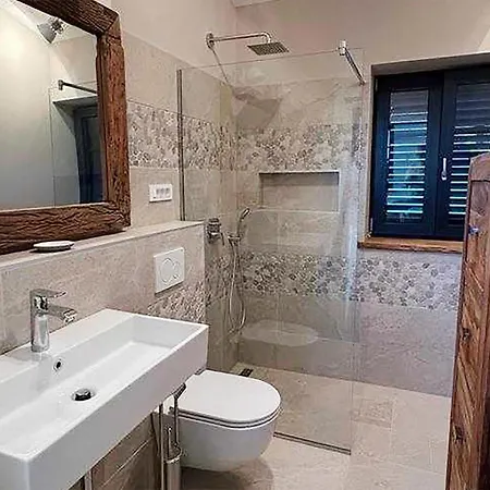 Ferienhaus Basecamp Vižinada
